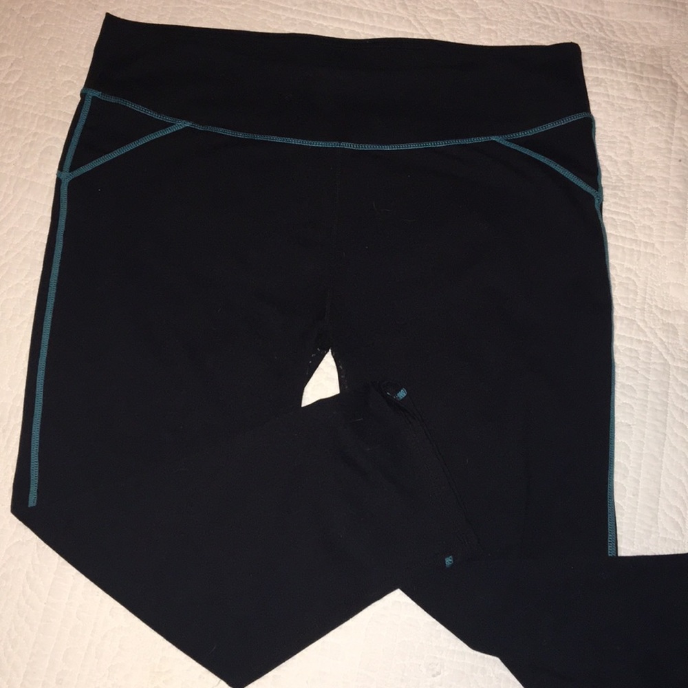 Fabletics Capri Leggings